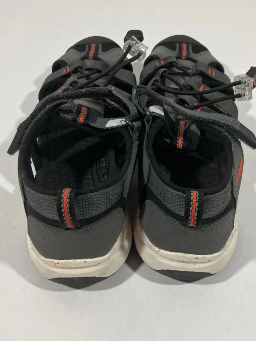 Keen Newport H2 Gray Red Size 4 Waterproof Closed Toe Sandals